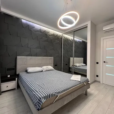 44-pearl Minimalist Apartment Odesa