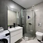 44-pearl Minimalist Apartamento