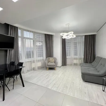 Apartamento 44-pearl Minimalist Odessa